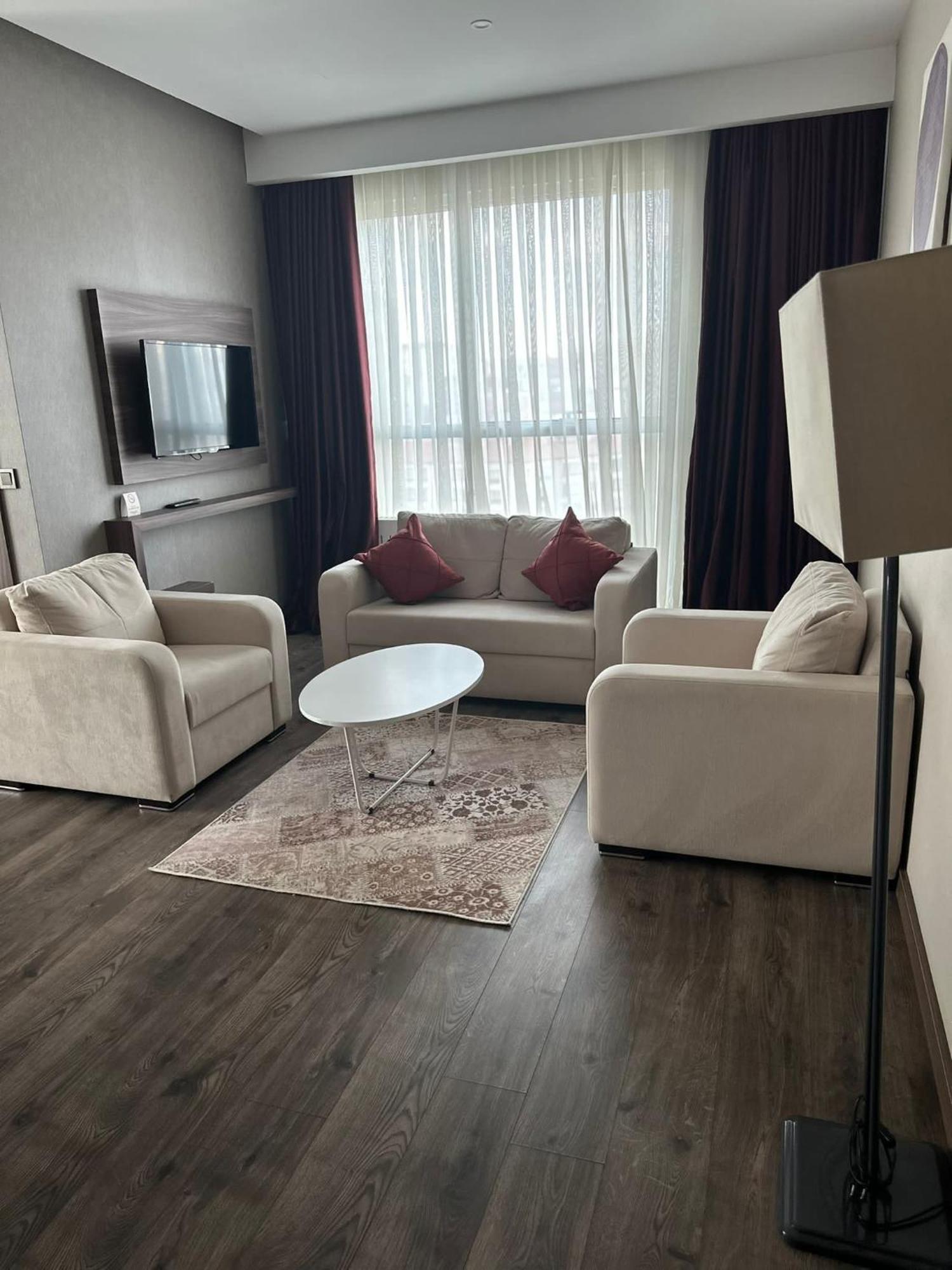 Ramada By Wyndham Sivas Hotel Exterior photo
